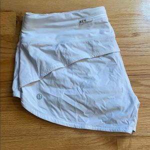 white lulu lemon shorts